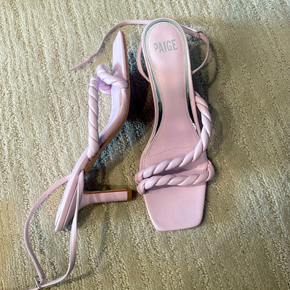 Paige lavender never worn square toe heel size 10